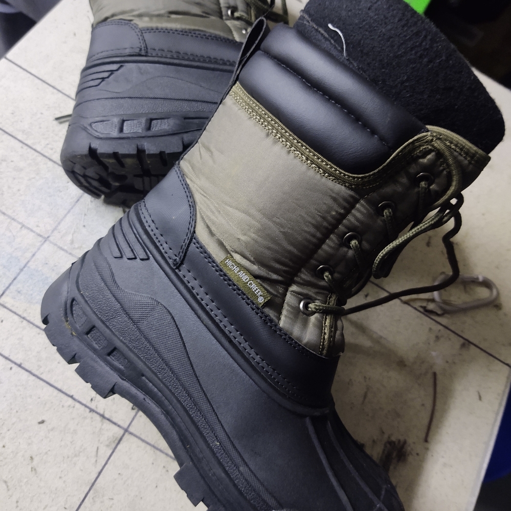 Highland Creek Boys Snow Boots